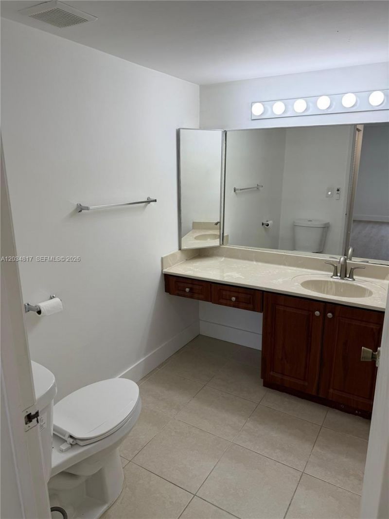 9767 NW 46th Ter , Unit 109, Doral, FL 33178 Photo
