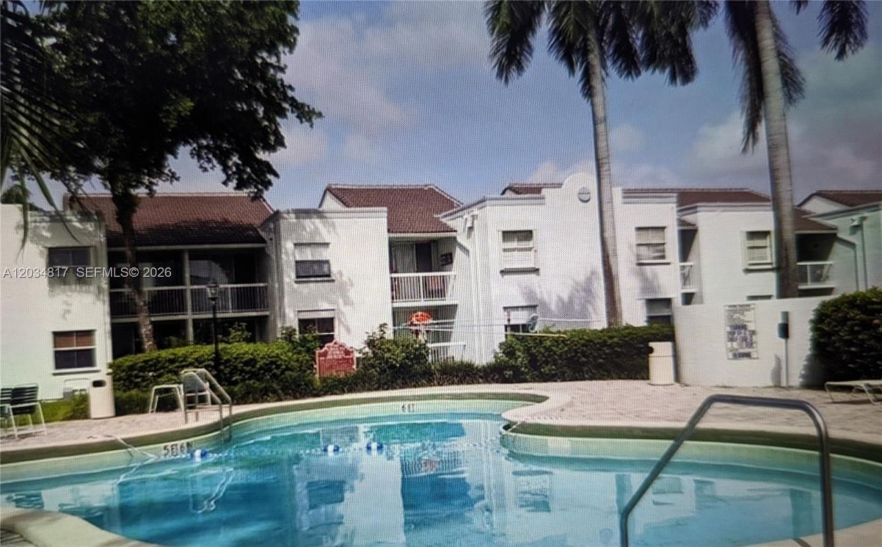 9767 NW 46th Ter , Unit 109, Doral, FL 33178 Photo