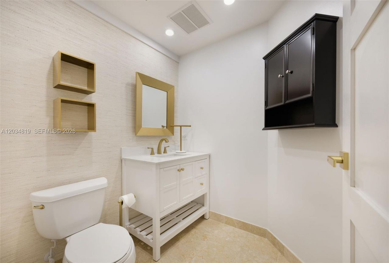 801 Brickell Key Blvd , Unit 2008, Miami, FL 33131 Photo
