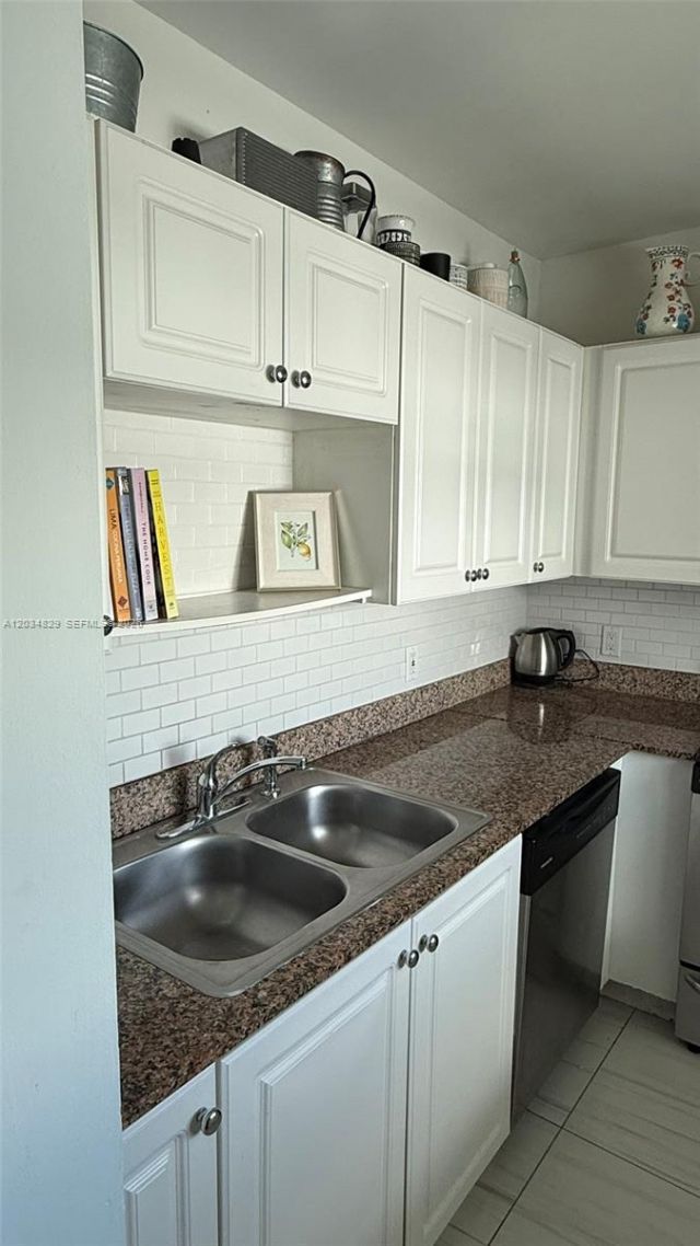 7800 Collins Ave, Unit 508, Miami Beach, FL 33141 Photo