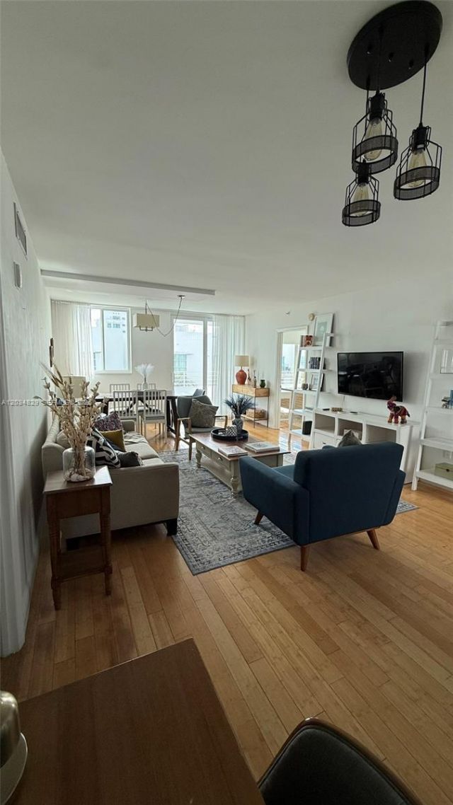 7800 Collins Ave, Unit 508, Miami Beach, FL 33141 Photo