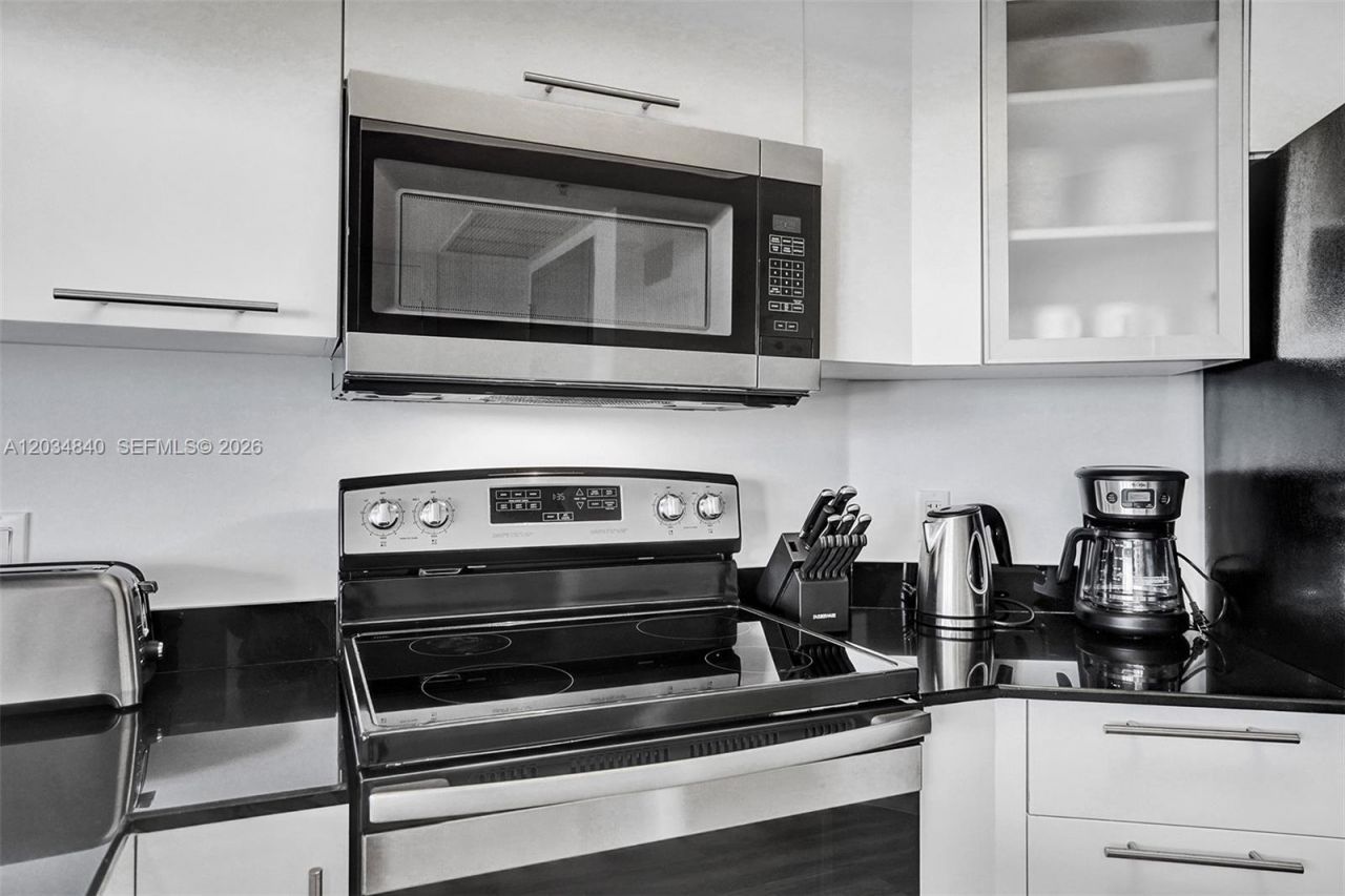 1750 N Bayshore Dr , Unit 3802, Miami, FL 33132 Photo