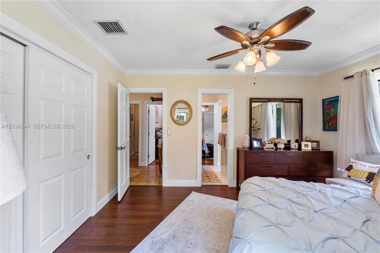 17640 Old Cutler Rd , Palmetto Bay, FL 33157 Photo