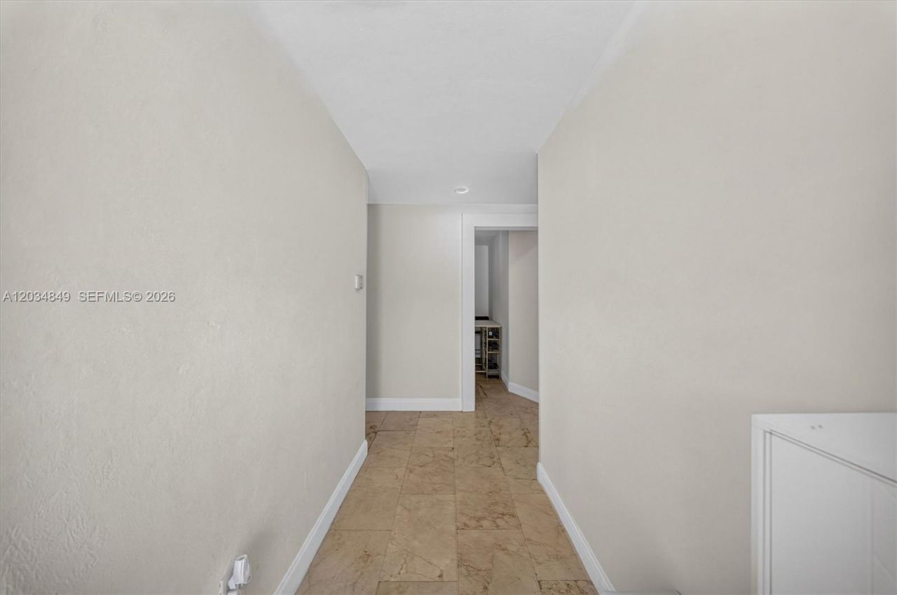 420 NW 145th St, Miami, FL 33168 Photo
