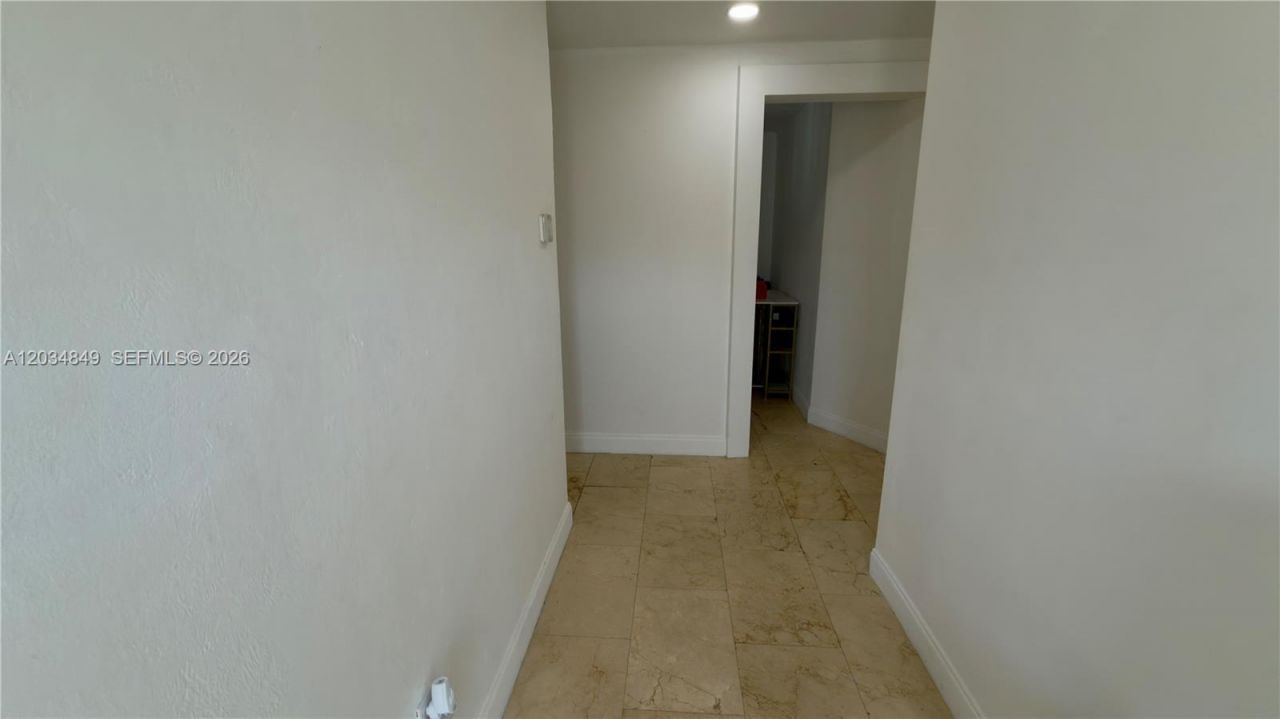 420 NW 145th St , Miami, FL 33168 Photo