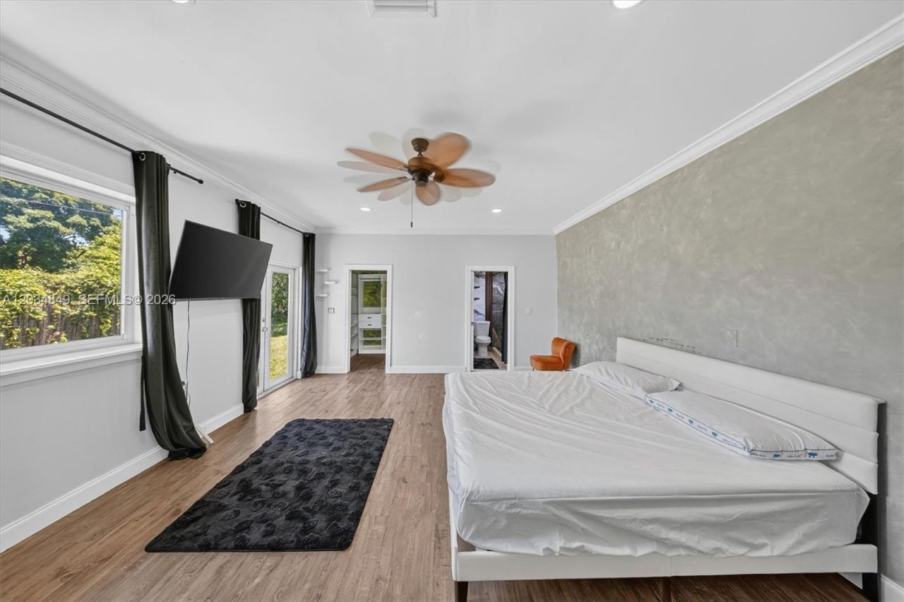 420 NW 145th St, Miami, FL 33168 Photo