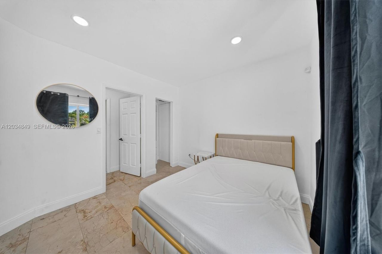 420 NW 145th St, Miami, FL 33168 Photo