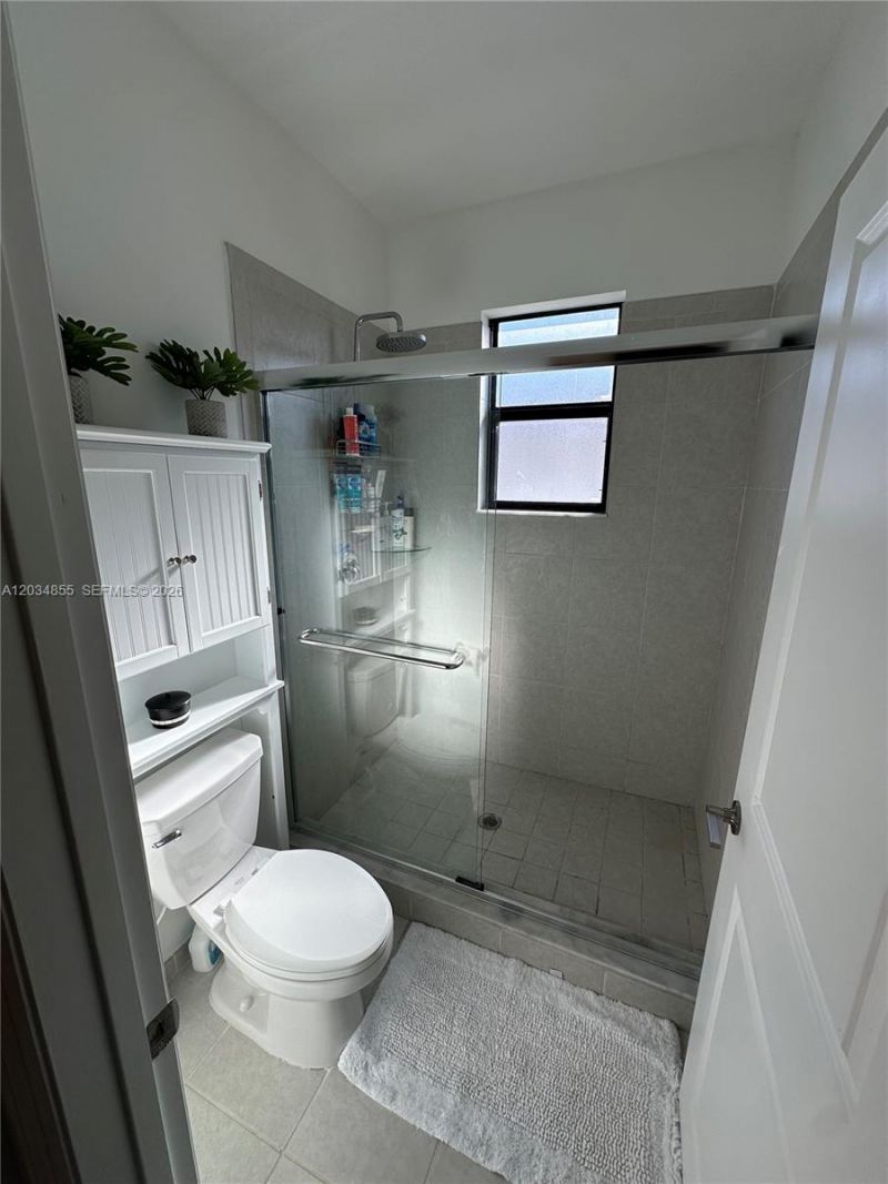 20866 NE 7th Pl , Miami, FL 33179 Photo