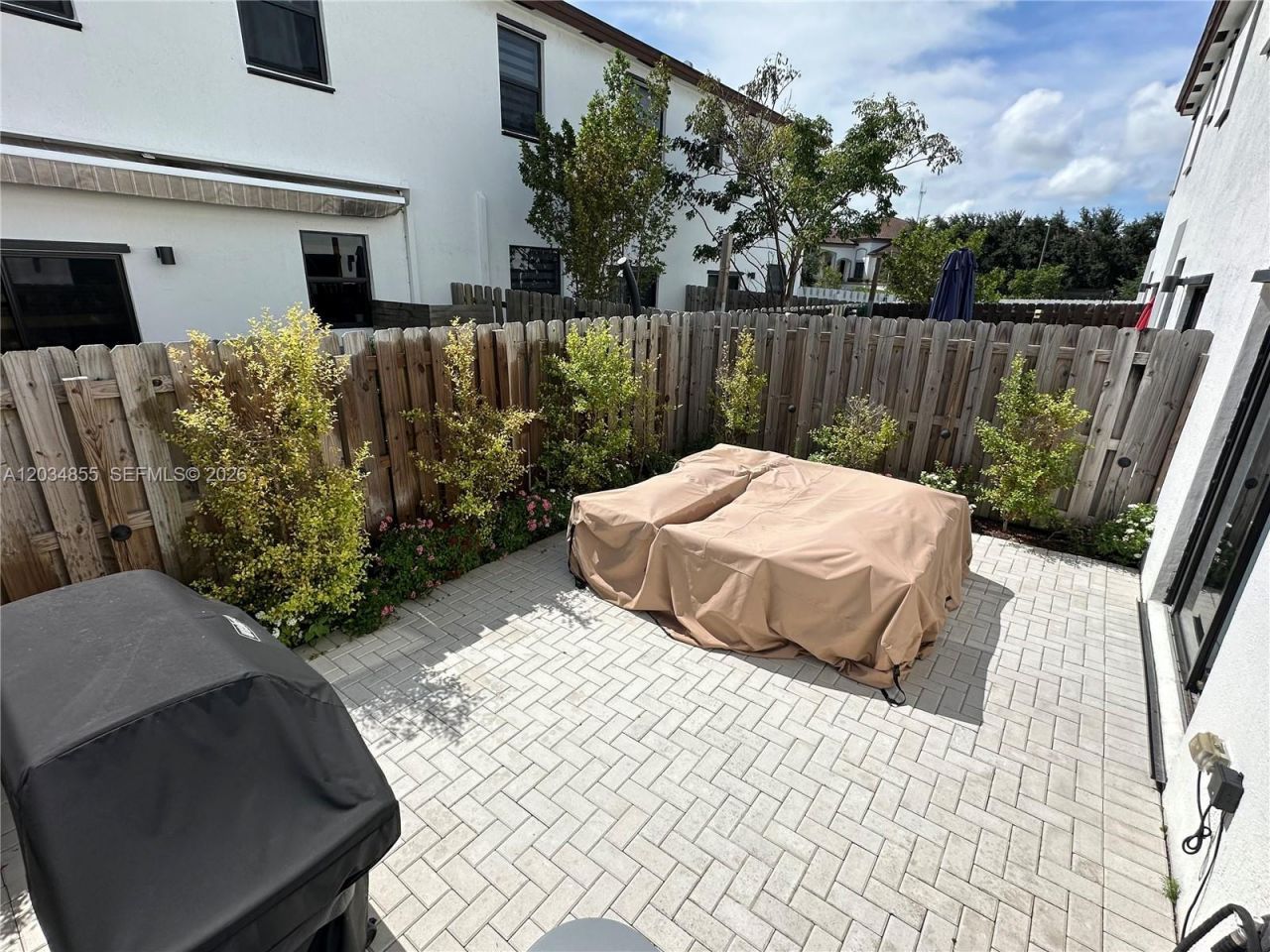 20866 NE 7th Pl , Miami, FL 33179 Photo