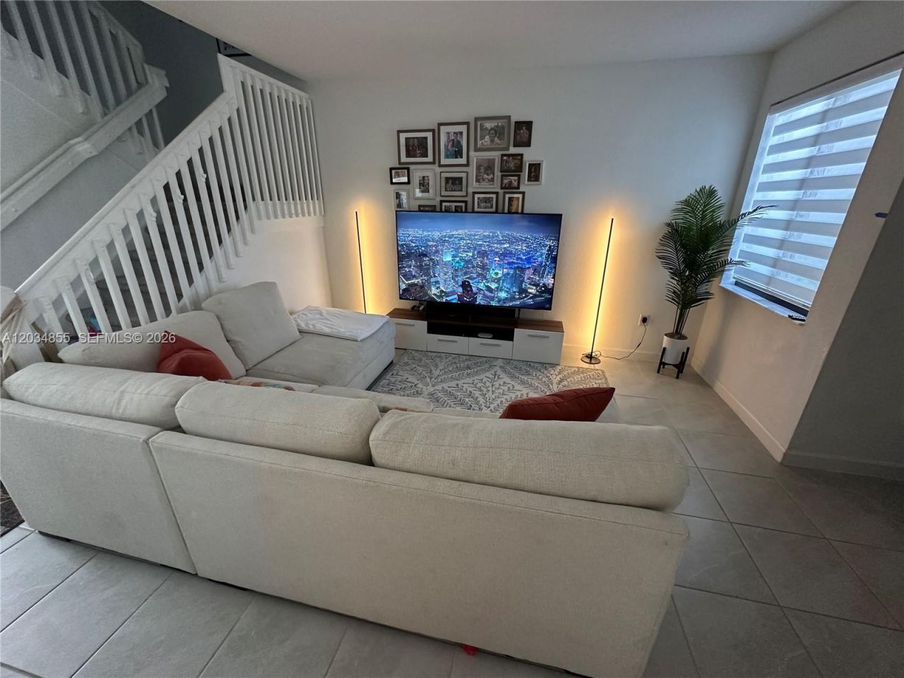 20866 NE 7th Pl , Miami, FL 33179 Photo