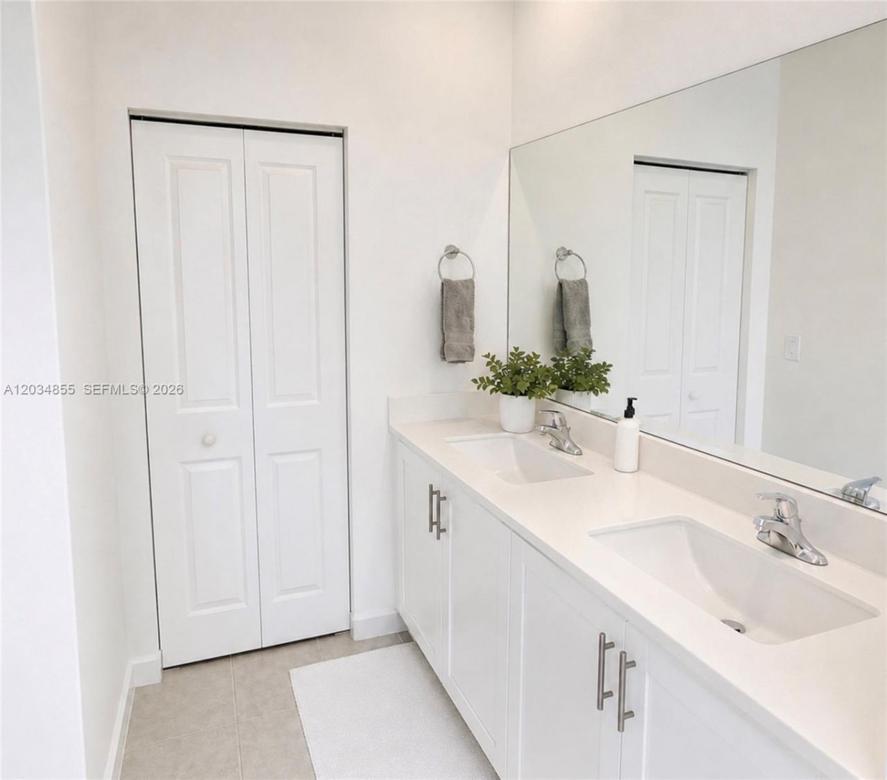 20866 NE 7th Pl , Miami, FL 33179 Photo