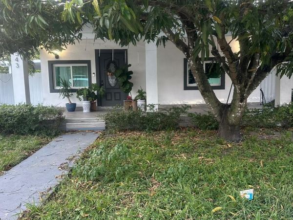 2343 NW 102nd St , Miami, FL 33147