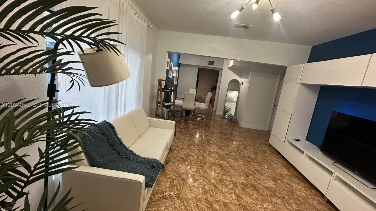 2343 NW 102nd St , Miami, FL 33147 Photo