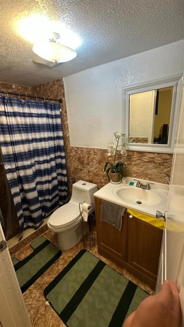 2343 NW 102nd St , Miami, FL 33147 Photo