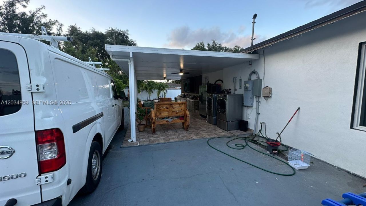 2343 NW 102nd St , Miami, FL 33147 Photo