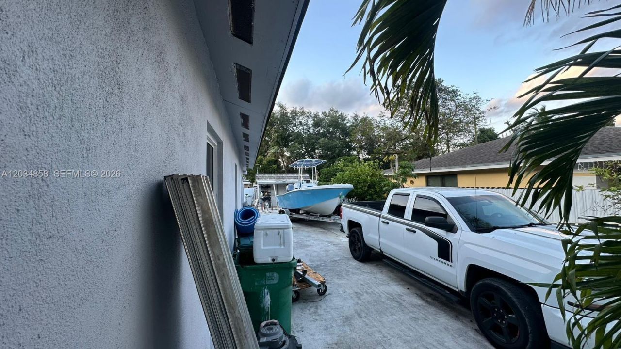 2343 NW 102nd St , Miami, FL 33147 Photo