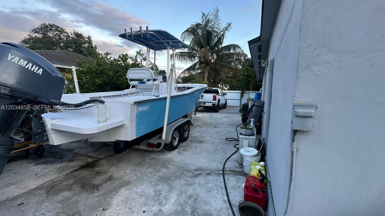 2343 NW 102nd St , Miami, FL 33147 Photo