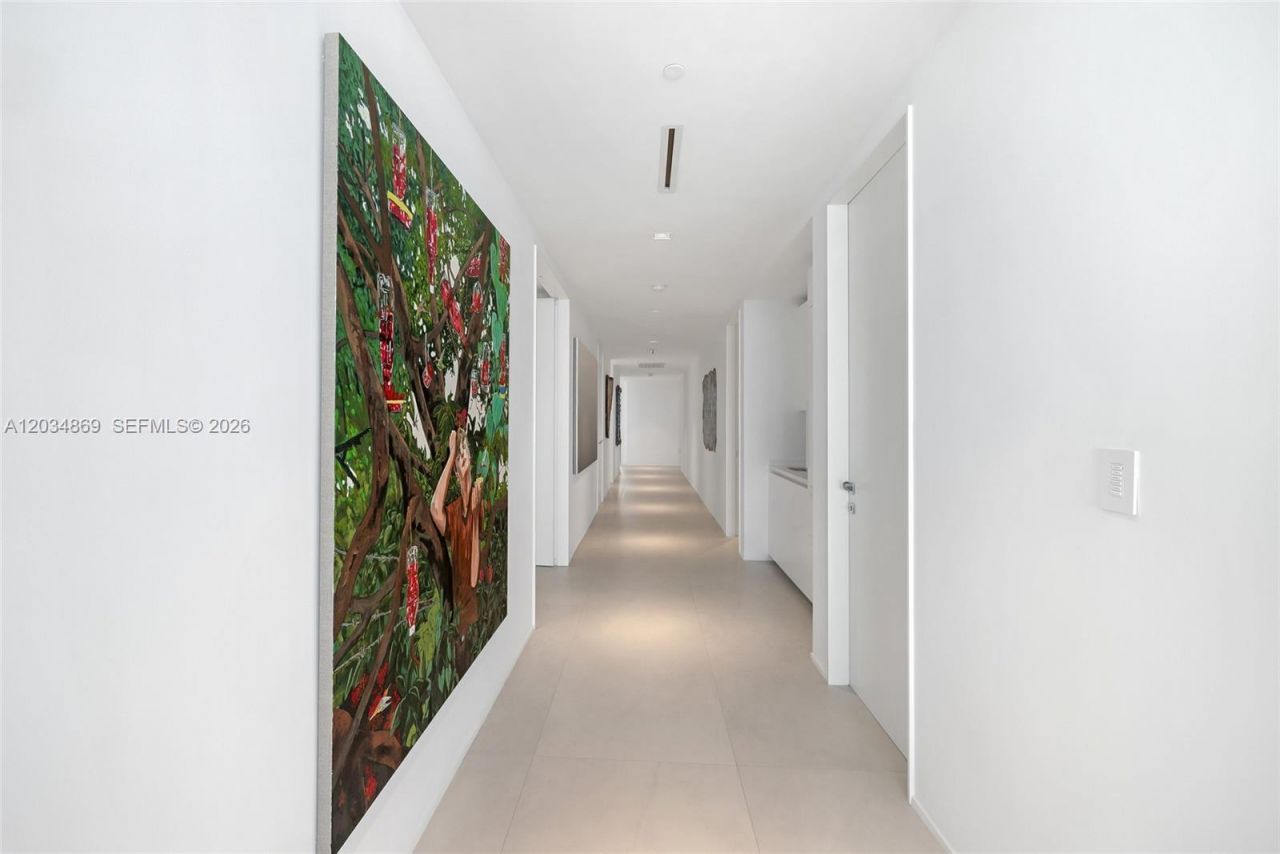 1000 Biscayne Blvd , Unit 3701, Miami, FL 33132 Photo