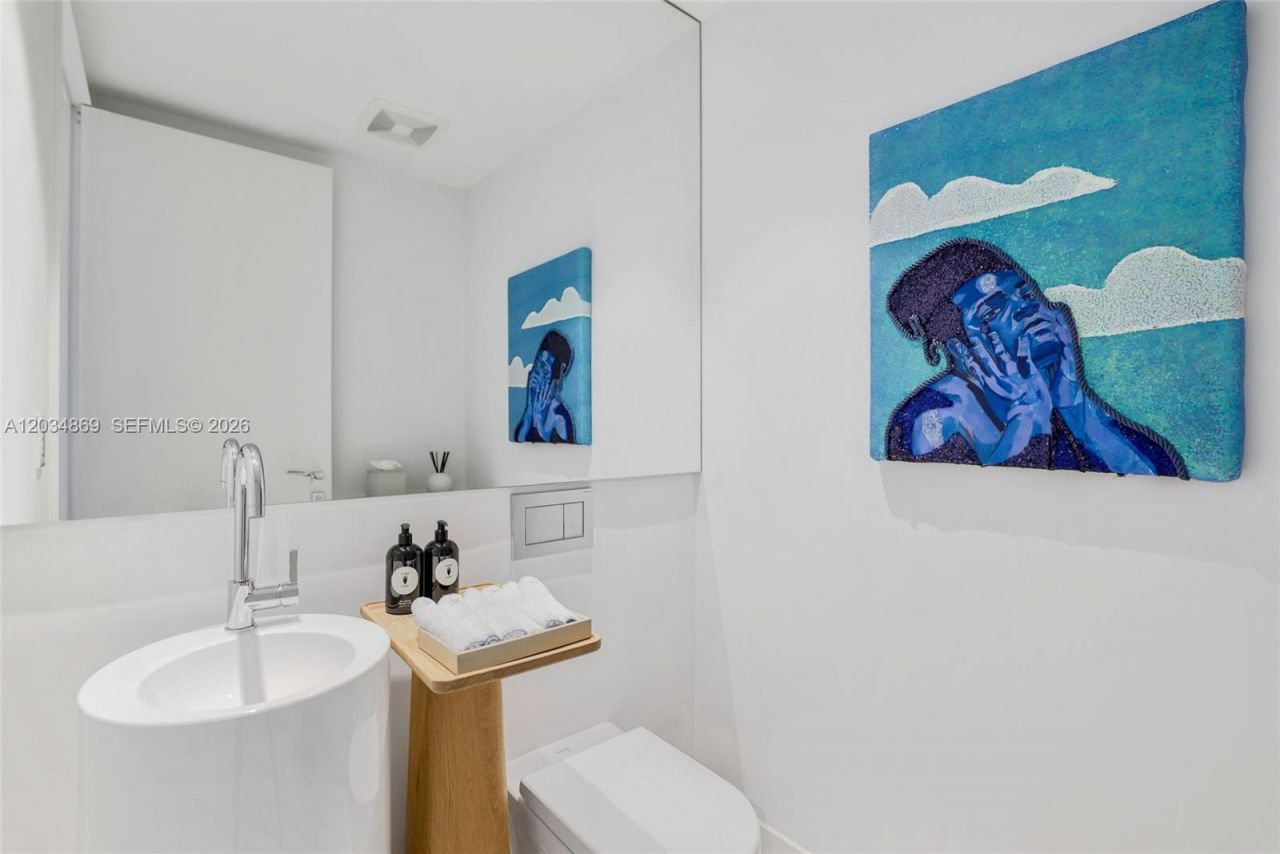 1000 Biscayne Blvd , Unit 3701, Miami, FL 33132 Photo