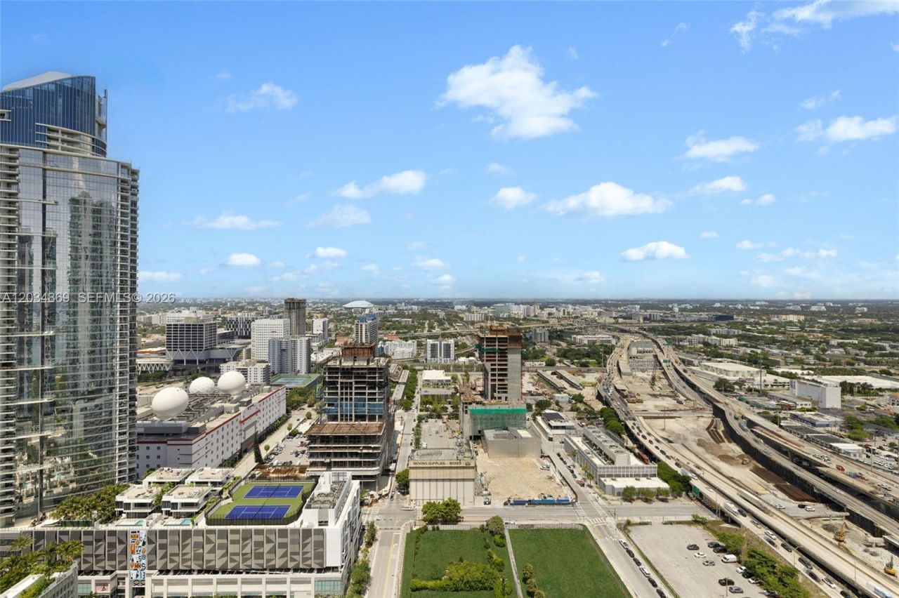 1000 Biscayne Blvd , Unit 3701, Miami, FL 33132 Photo