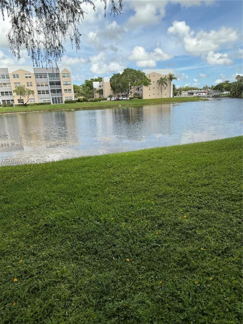 10312 NW 24th Pl , Unit 106, Sunrise, FL 33322 Photo