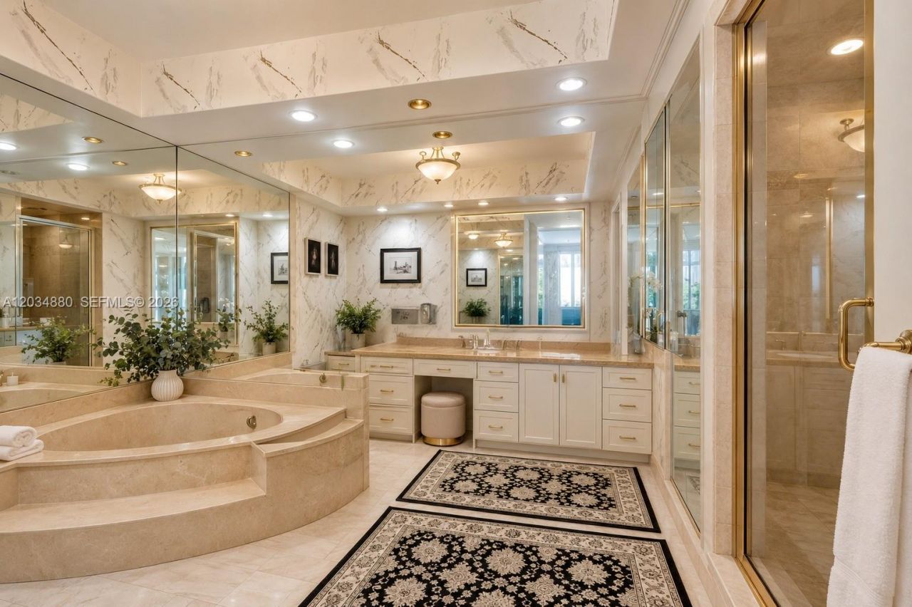 20281 E Country Club Dr , Unit 615, Aventura, FL 33180 Photo