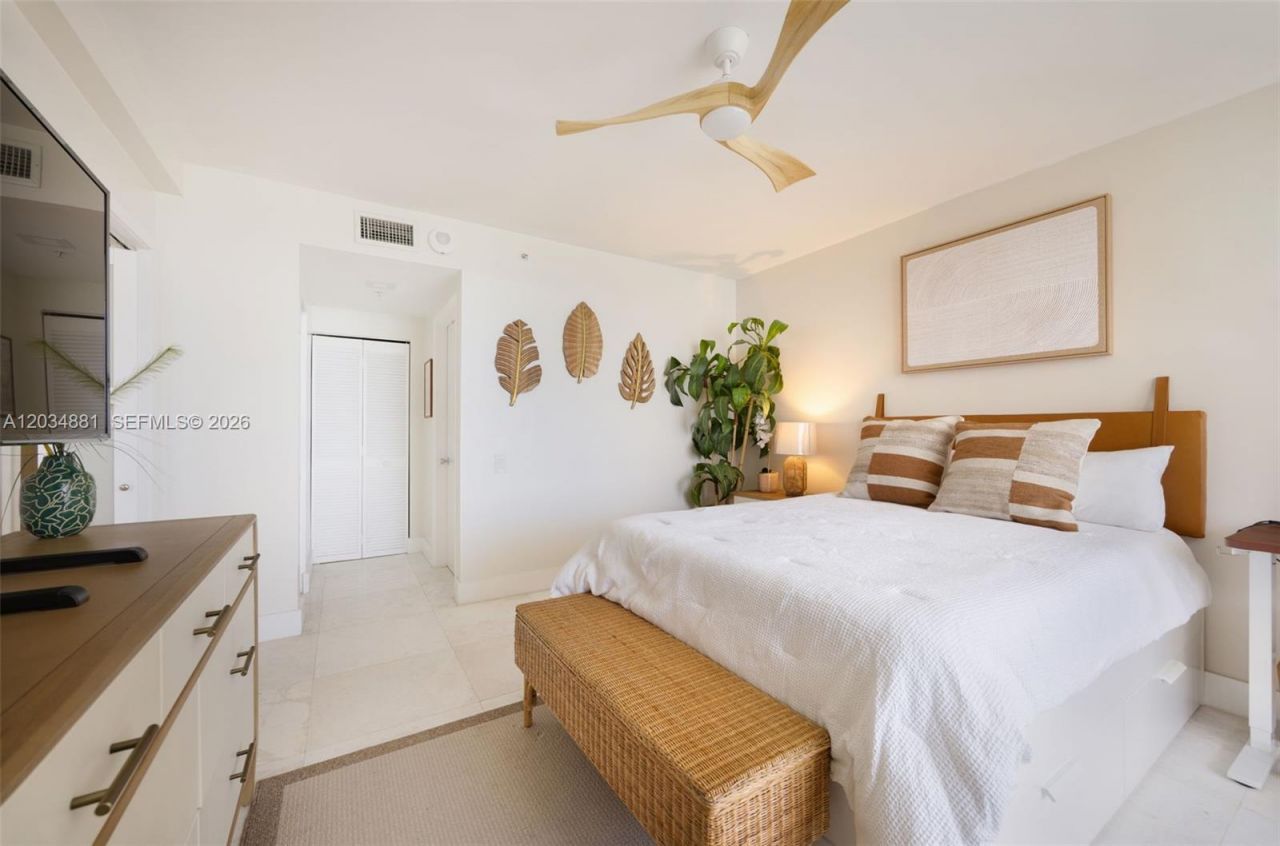 701 Brickell Key Blvd , Unit 901, Miami, FL 33131 Photo