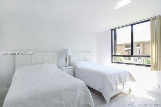 101 Crandon Blvd, Unit 474, Key Biscayne, FL 33149 Photo