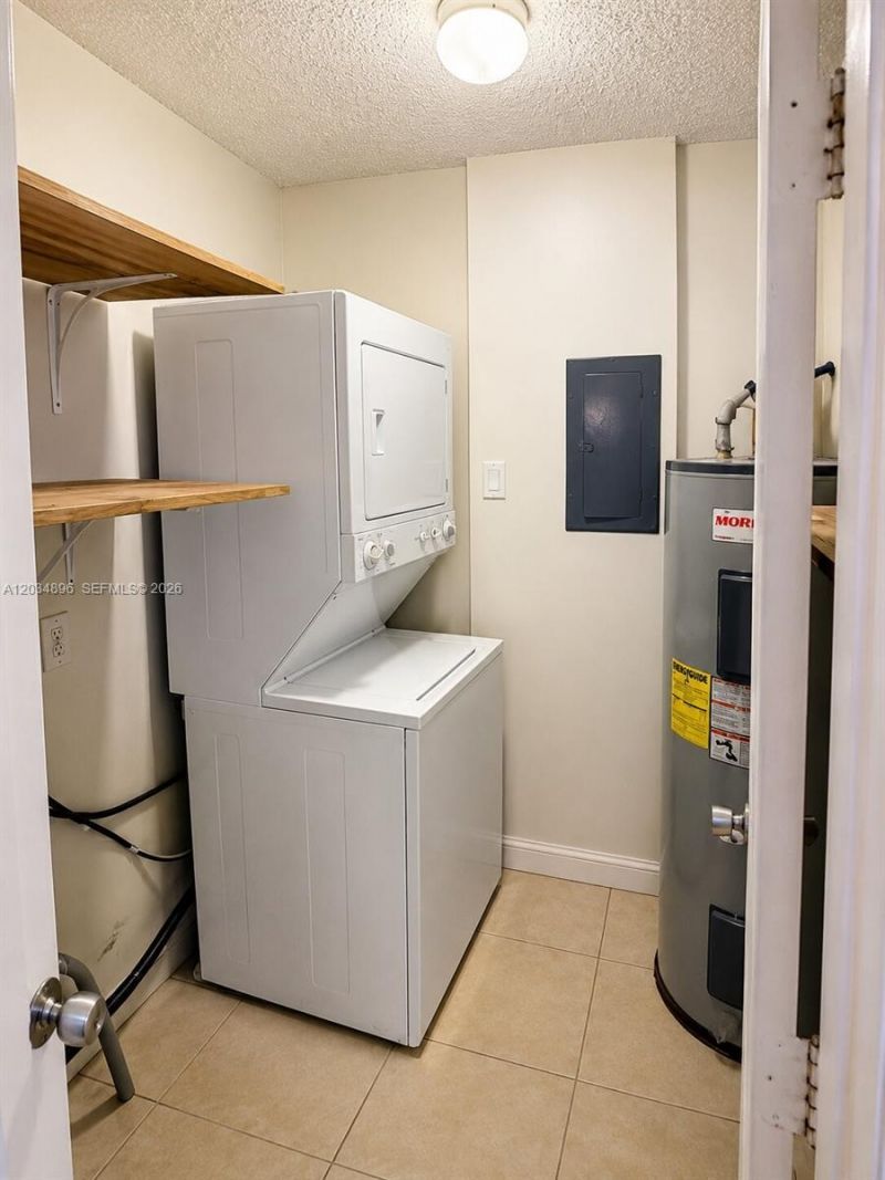3819 SW 69th Ave , Unit 14-L, Miramar, FL 33023 Photo