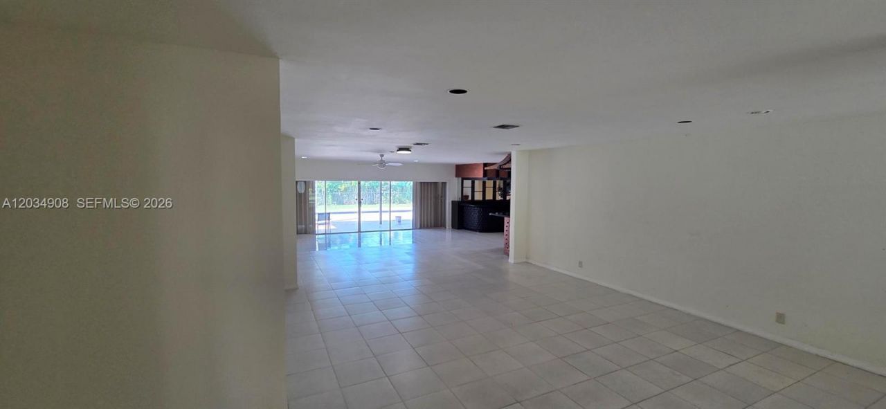 5860 SW 8th St, Plantation, FL 33317 Photo