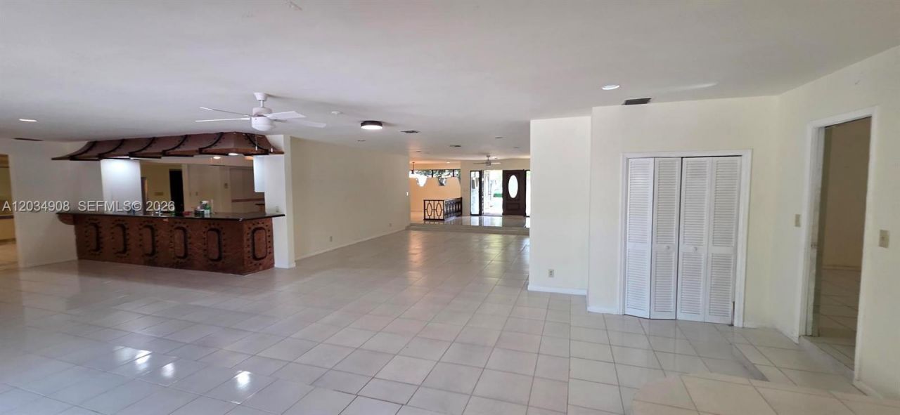 5860 SW 8th St, Plantation, FL 33317 Photo