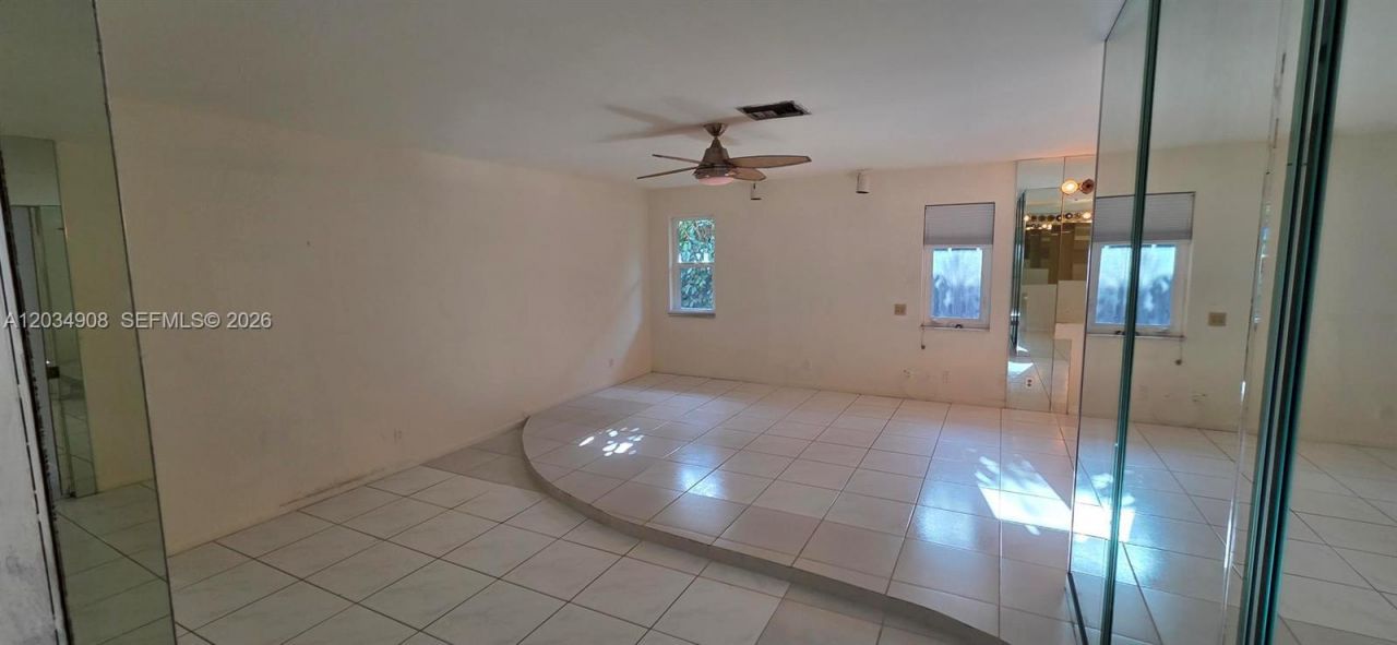 5860 SW 8th St, Plantation, FL 33317 Photo