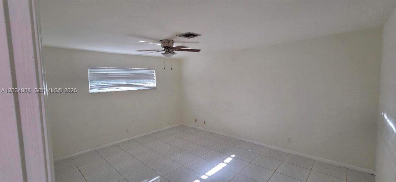 5860 SW 8th St, Plantation, FL 33317 Photo