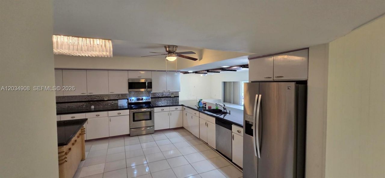5860 SW 8th St, Plantation, FL 33317 Photo