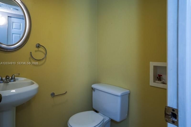 2200 Springdale Blvd, Unit 214, Palm Springs, FL 33461 Photo