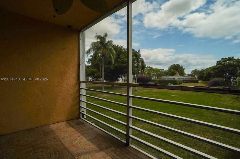 2200 Springdale Blvd, Unit 214, Palm Springs, FL 33461 Photo