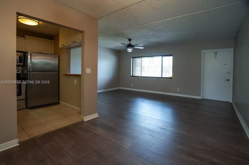 2200 Springdale Blvd, Unit 214, Palm Springs, FL 33461 Photo