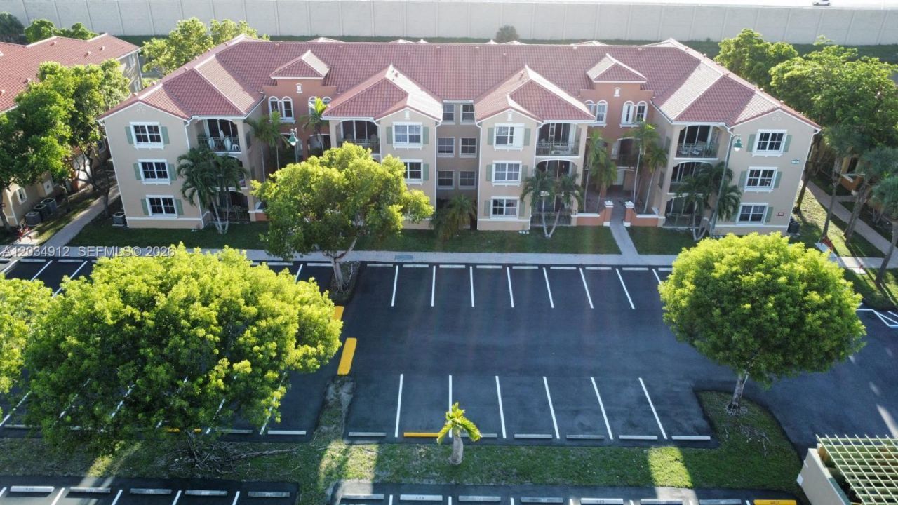 6540 NW 114th Ave , Unit 1423, Doral, FL 33178 Photo