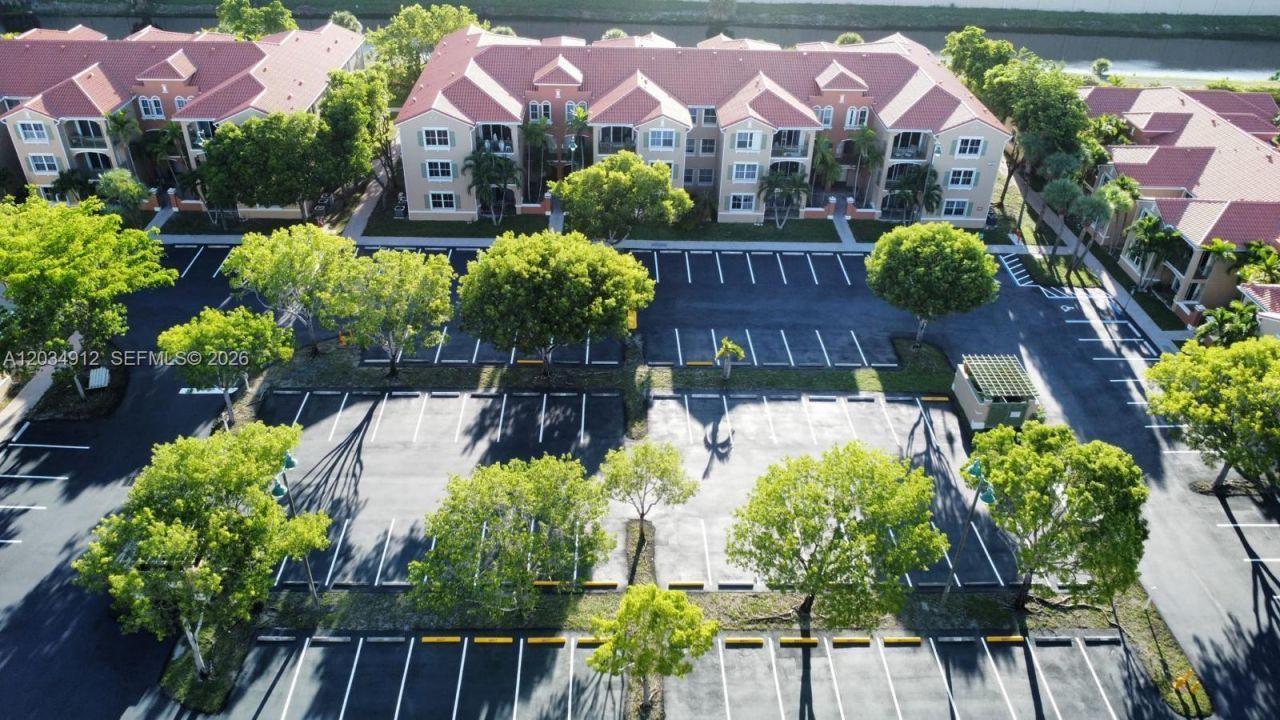 6540 NW 114th Ave , Unit 1423, Doral, FL 33178 Photo