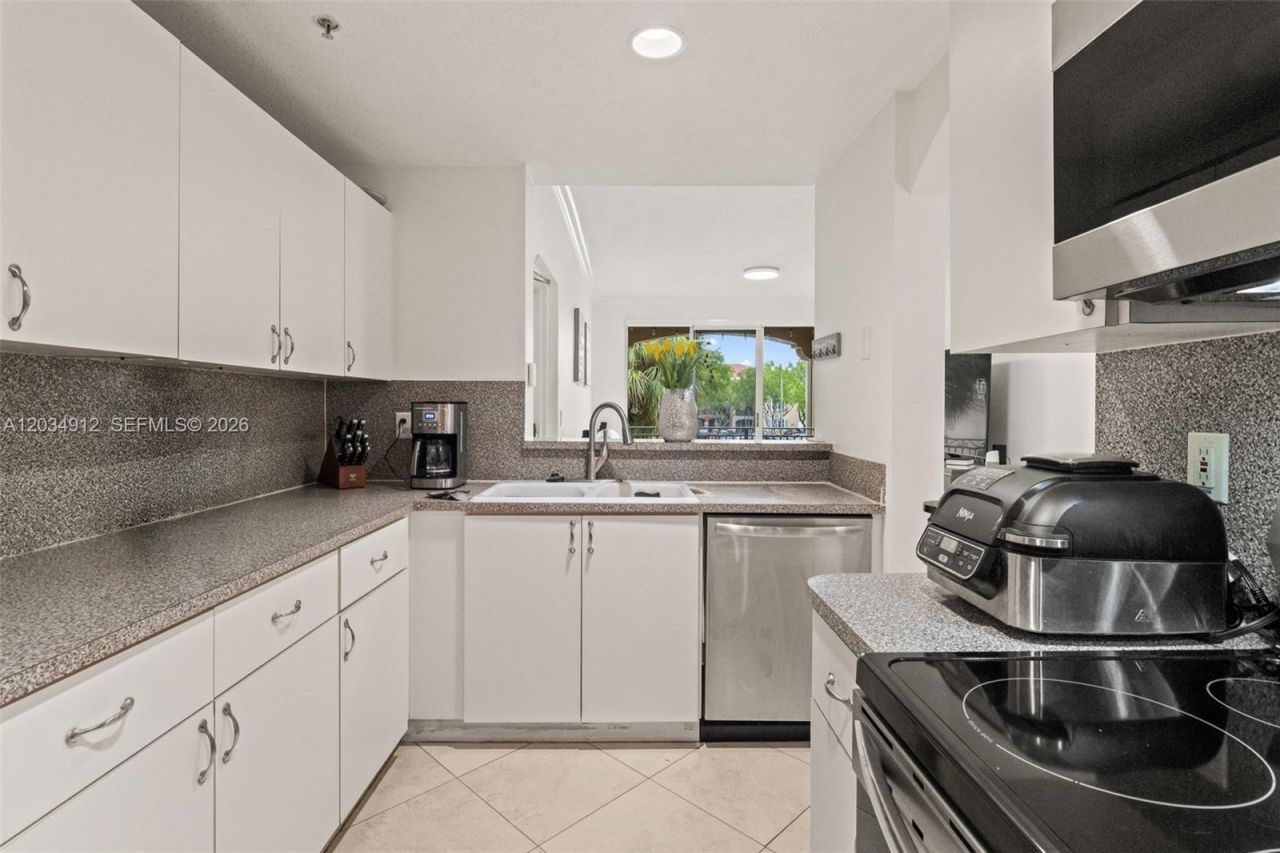 6540 NW 114th Ave , Unit 1423, Doral, FL 33178 Photo
