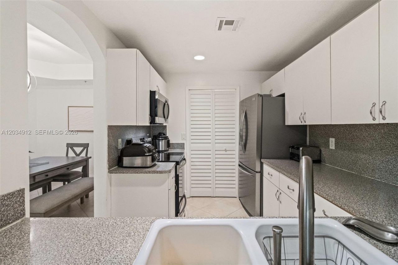 6540 NW 114th Ave , Unit 1423, Doral, FL 33178 Photo