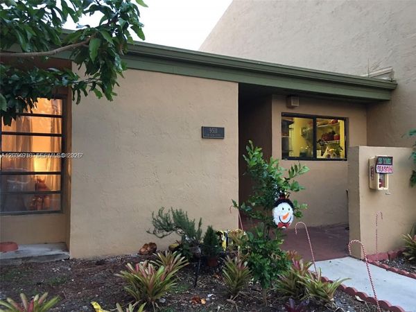 9511 NW 14th Ct , Unit 213, Pembroke Pines, FL 33024
