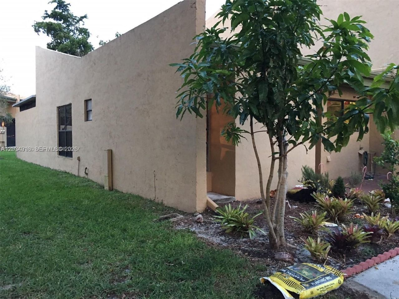 9511 NW 14th Ct , Unit 213, Pembroke Pines, FL 33024 Photo
