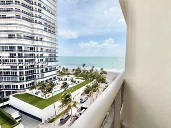 9595 Collins Ave , Unit N8-I, Surfside, FL 33154