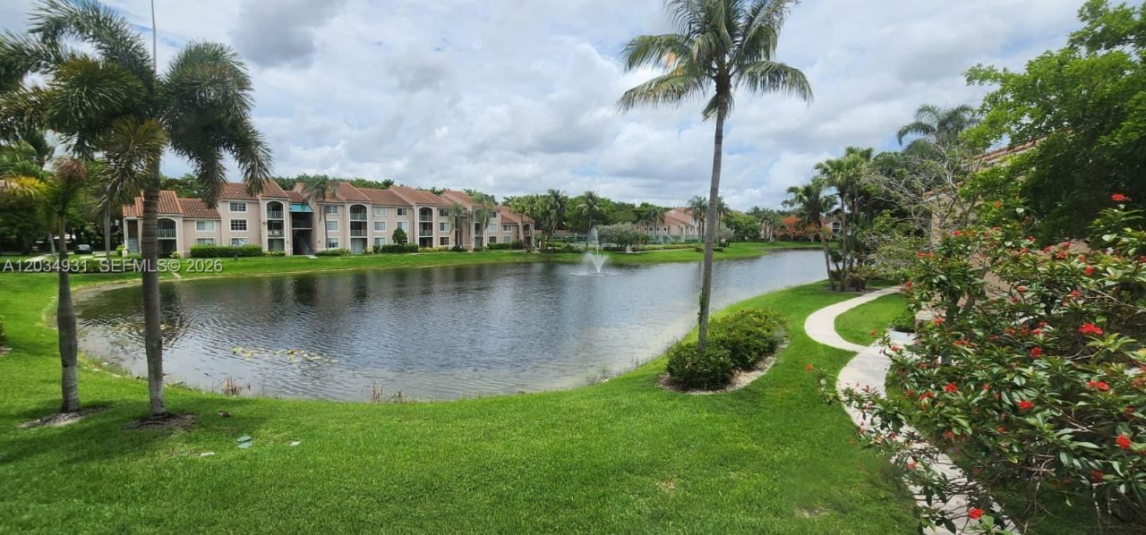 12154 Saint Andrews Pl , Unit 110, Miramar, FL 33025 Photo
