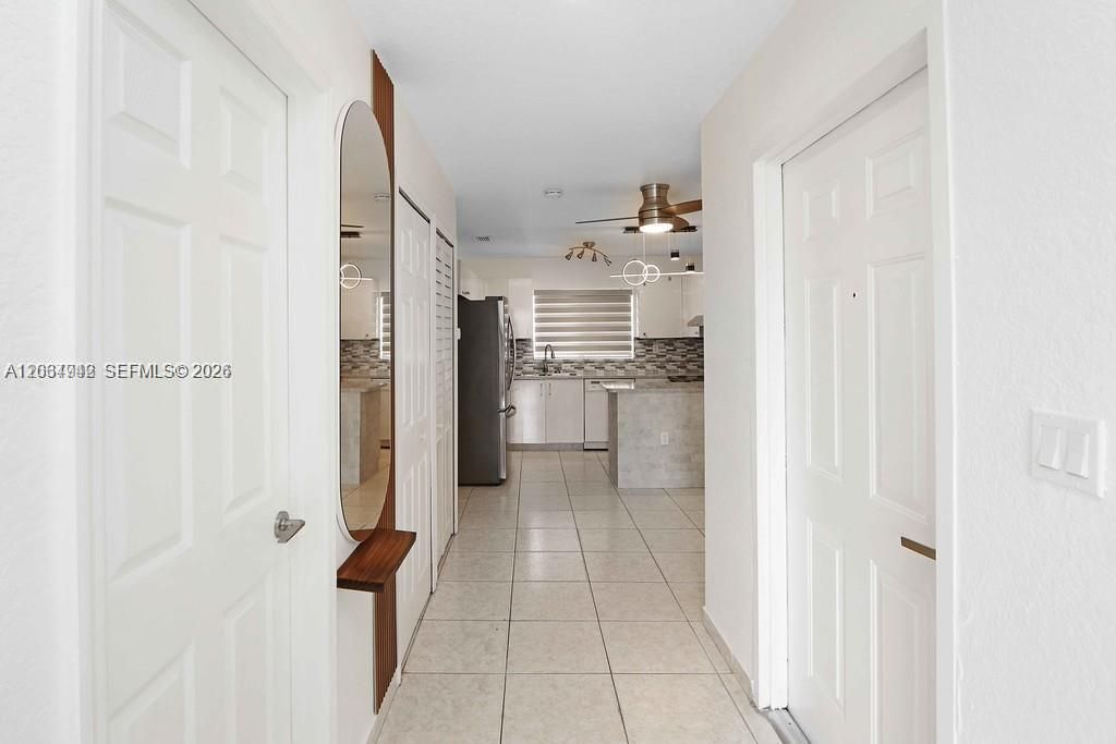 242 E 3rd St, Unit 205, Hialeah, FL 33010 Photo
