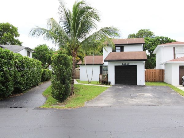 14740 SW 108th Ter, Miami, FL 33196