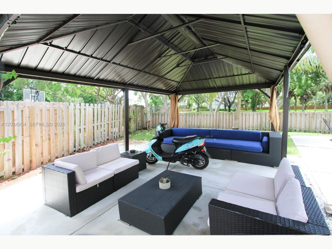 14740 SW 108th Ter, Miami, FL 33196 Photo