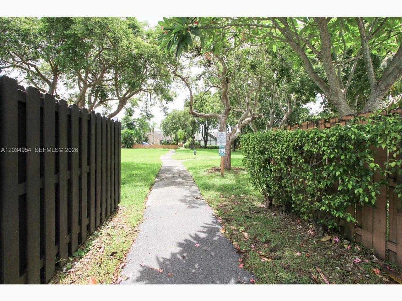 14740 SW 108th Ter, Miami, FL 33196 Photo