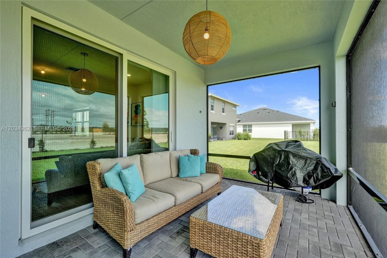 19593 Whispering Creek Rd , Loxahatchee, FL 33470 Photo